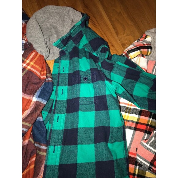 Boys Flannel Long Sleeve Button Up Shirt Bundle Size 8/Medium - Picture 5 of 8